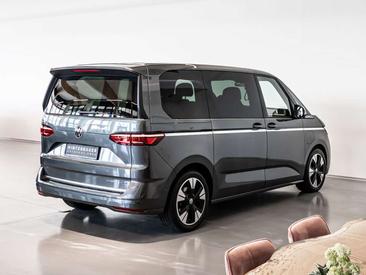 Volkswagen Multivan EHybrid 4Motion Style — photo 17