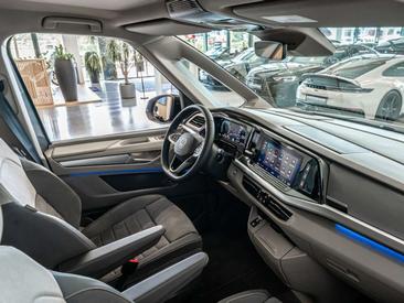 Volkswagen Multivan EHybrid 4Motion Style — photo 24