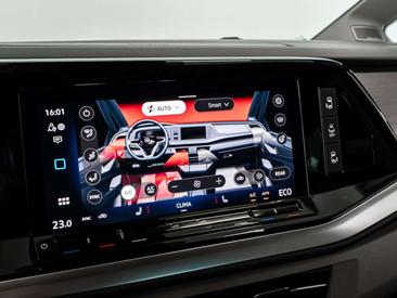 Volkswagen Multivan EHybrid 4Motion Style — photo 37