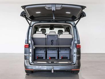 Volkswagen Multivan EHybrid 4Motion Style — photo 41