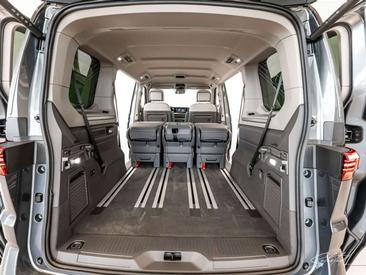 Volkswagen Multivan EHybrid 4Motion Style — photo 43