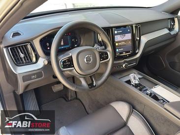Volvo XC60 B5 R-Design — photo 5
