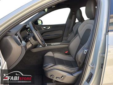 Volvo XC60 B5 R-Design — photo 6