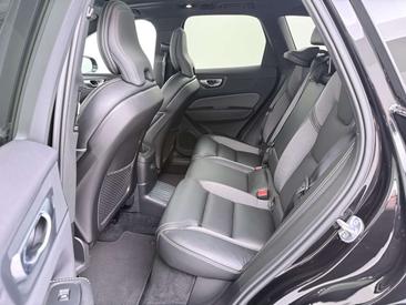 Volvo XC60 T6 Recharge R-Design — photo 14