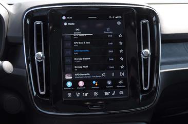 Volvo C40 Recharge PLUS — photo 17