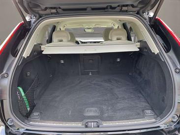 Volvo XC60 B4 Core — photo 14