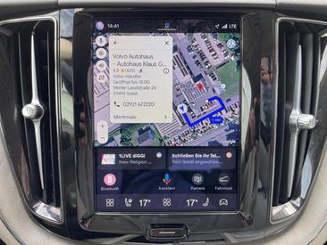 Volvo XC60 B4 Core — photo 17