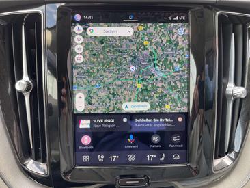 Volvo XC60 B4 Core — photo 18