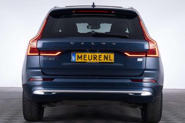 Volvo XC60 T6 Recharge Core — photo 27