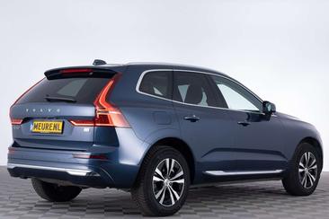 Volvo XC60 T6 Recharge Core — photo 28