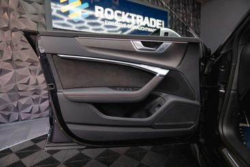 Audi RS7 4.0 TFSI — photo 33