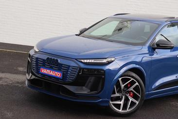 Audi SQ6 E-tron EDITION-ONE-BLUE — photo 20