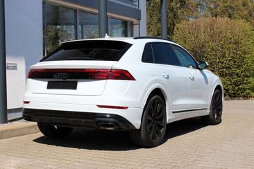 Audi Q8 S Line 50 TDI — photo 5