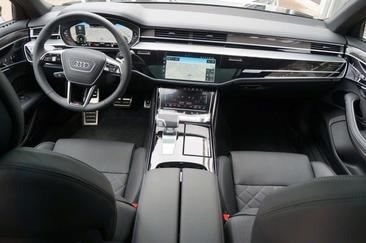 Audi A8 1st Class 60 TFSIe — photo 10