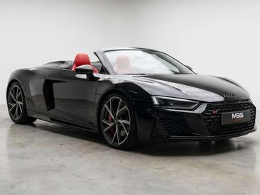 Audi R8 Performance Cabriolet — photo 2