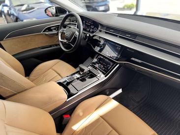 Audi A8 50 TDI — photo 6