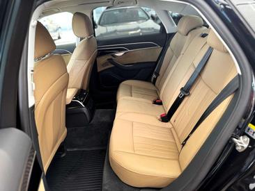 Audi A8 50 TDI — photo 7