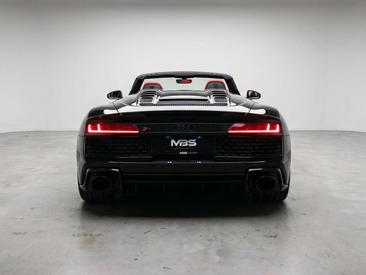 Audi R8 Performance Cabriolet — photo 5