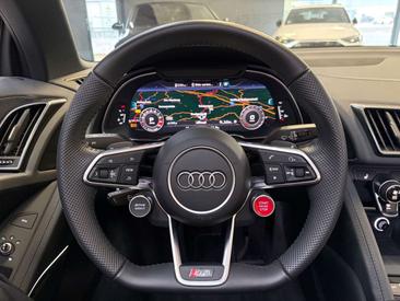 Audi R8 Spyder 5.2 FSI — photo 28