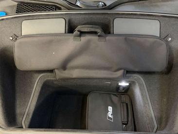 Audi R8 Spyder 5.2 FSI — photo 36