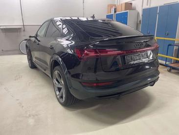 Audi E-tron Sportback — photo 3