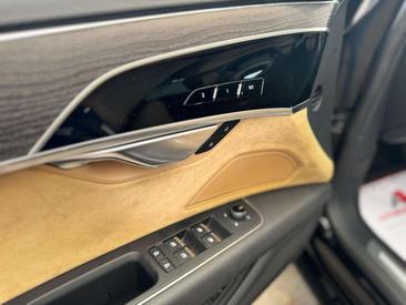 Audi A8 50 TDI — photo 19