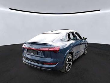 Audi E-tron Sportback — photo 4