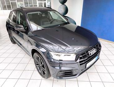 Audi Q5 S Line 40 TFSI — photo 3