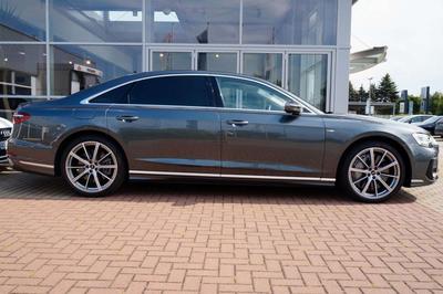 Audi A8 60 TFSI