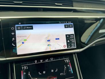 Audi A8 50 TDI — photo 29