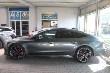 Audi RS7 — photo 2