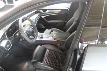 Audi RS7 — photo 5