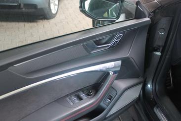 Audi RS7 — photo 9