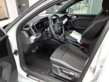 Audi A1 35 TFSI — photo 4