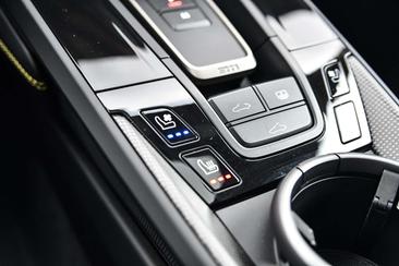 Porsche 992 II Turbo S — photo 22