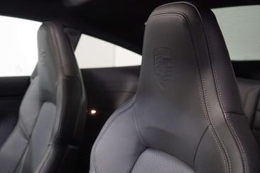 Porsche 992 II Carrera 4S — photo 18