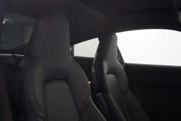 Porsche 992 II Carrera 4S — photo 19