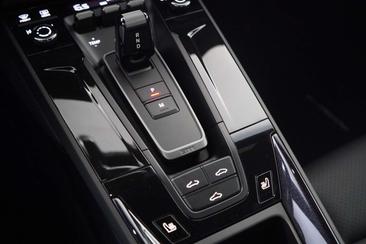 Porsche 992 II Carrera 4S — photo 26