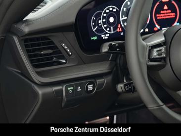 Porsche 992 I Carrera GTS — photo 14