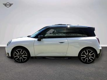 Mini Cooper SE JCW — photo 2