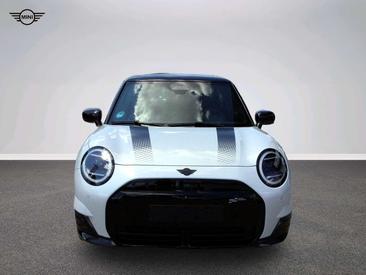 Mini Cooper SE JCW — photo 15