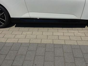 Mini Cooper SE JCW — photo 16