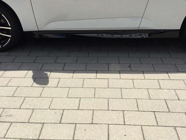 Mini Cooper SE JCW — photo 17