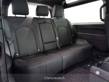 Land Rover Defender 90 X-Dynamic SE Black 3.0D I6 200 CV AWD Auto — photo 5