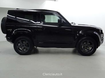 Land Rover Defender 90 X-Dynamic SE Black 3.0D I6 200 CV AWD Auto — photo 6