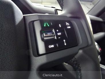 Land Rover Defender 90 X-Dynamic SE Black 3.0D I6 200 CV AWD Auto — photo 14