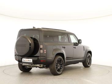 Land Rover Defender 110 P400e PHEV AWD S Aut. Black — photo 13