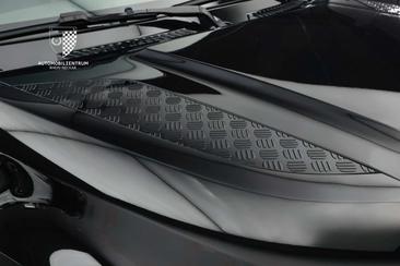 Land Rover Defender 90 D300 X-Dynamic SE Premium/Meridian Black — photo 11