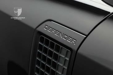Land Rover Defender 90 D300 X-Dynamic SE Premium/Meridian Black — photo 12