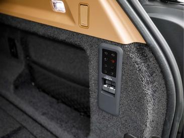 Land Rover Range Rover Autobiography 3.0 P550e PHEV — photo 35